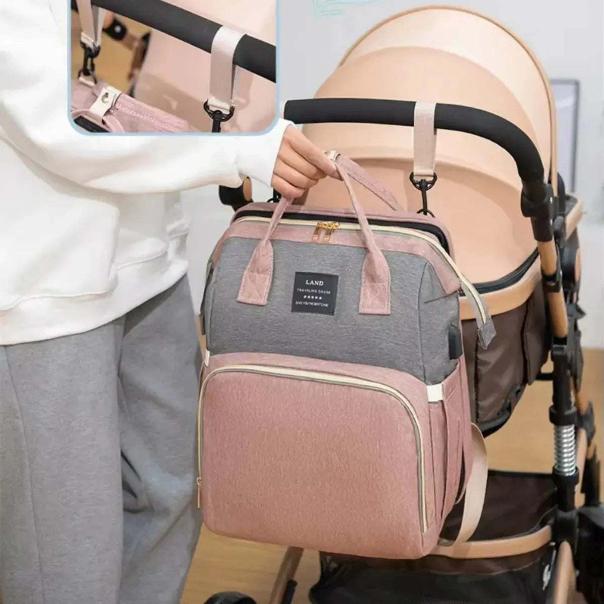 外出先でも、すぐおむつ替え。